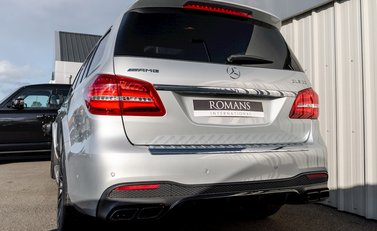 Mercedes-Benz GLS GLS 63 30