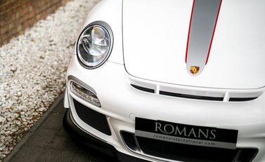 Porsche 911 GT3 RS 4.0 (997) 23