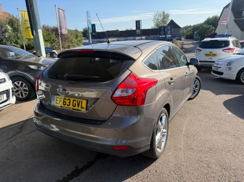 Ford Focus 1.6 TDCi Titanium X Euro 5 (s/s) 5dr 8