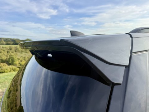 Land Rover Discovery SDV6 HSE LUXURY 10