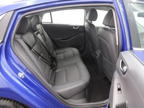 Hyundai IONIQ 1.6 h-GDi Premium SE DCT Euro 6 (s/s) 5dr 23