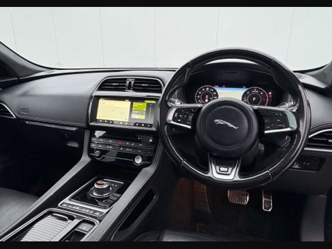 Jaguar F-Pace 2.0 F-Pace R-Sport AWD D Auto 4WD 5dr 50