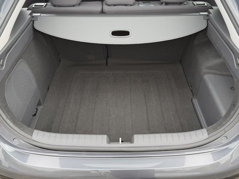 Hyundai IONIQ PREMIUM MHEV 38