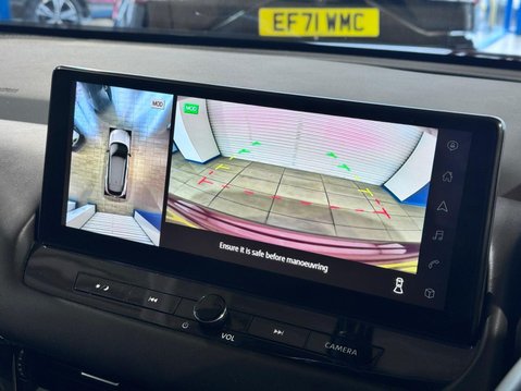 Nissan Qashqai 1.3 DIG-T MHEV N-Connecta XTRON Euro 6 (s/s) 5dr 14