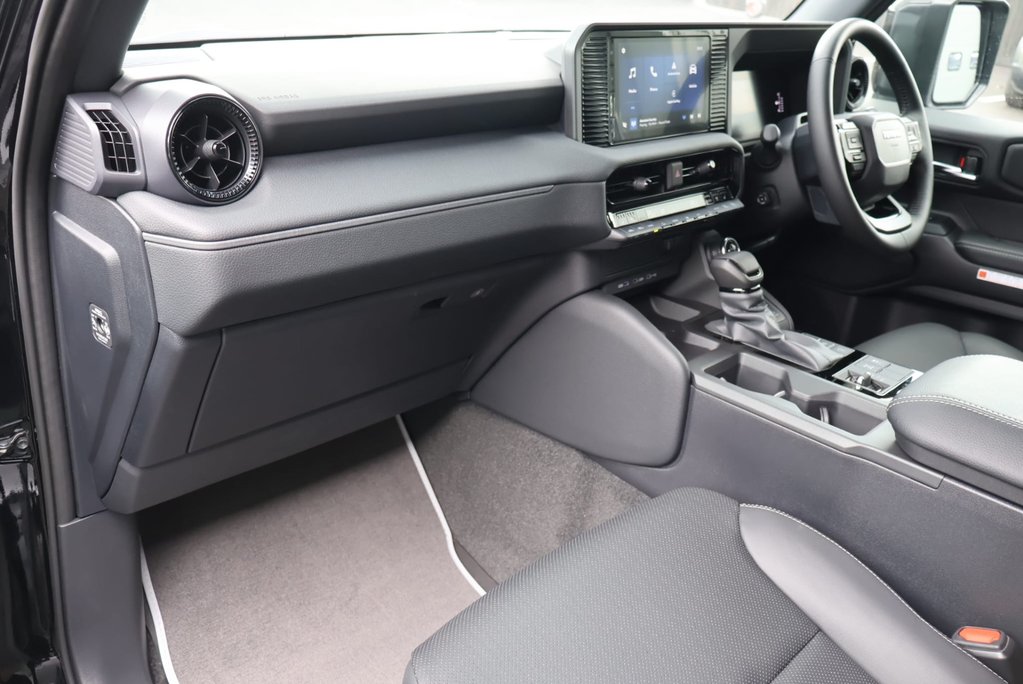 Toyota Land Cruiser BRAND NEW COMMERCIAL WITH A GENUINE REAR SEAT CONVERSION 20