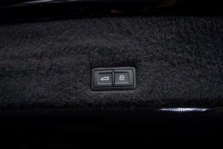 Lamborghini Urus 4.0 V8 BiTurbo 25.9kWh SE SUV 5dr Petrol Plug-in Hybrid Auto 4WD Euro 6 (80 18