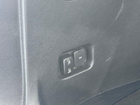 Ford Edge 2.0 TDCi Titanium AWD Euro 6 (s/s) 5dr 40