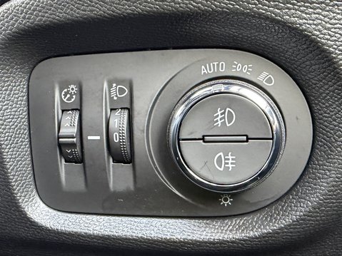 Vauxhall Corsa 1.2 Turbo SRi Edition 5dr 32