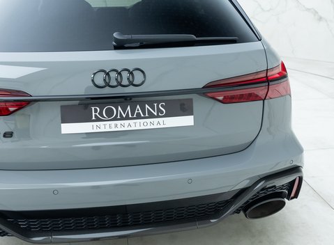 Audi RS6 Avant Carbon Black 30