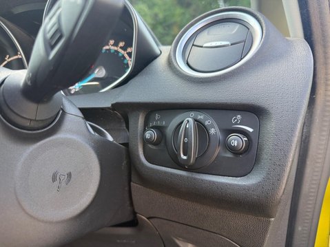 Ford Fiesta 1.0T EcoBoost Titanium X Euro 6 (s/s) 3dr 24