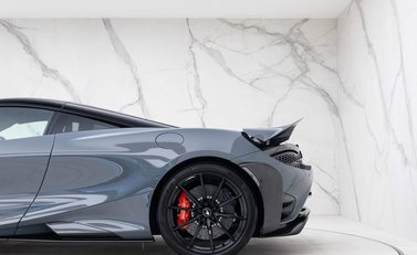 McLaren 765LT V8 SSG 33