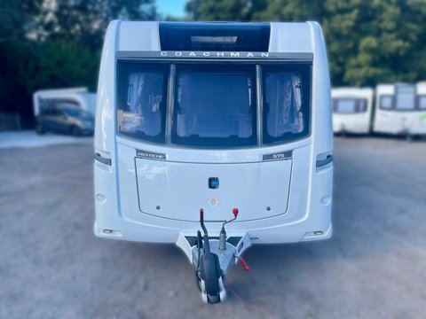 Coachman Pastiche 575 3