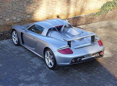 Porsche Carrera GT 15