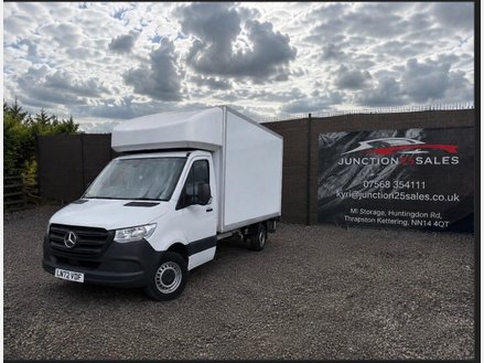 Mercedes-Benz Sprinter 2.0 315 CDI Progressive RWD L3 Euro 6 (s/s) 2dr