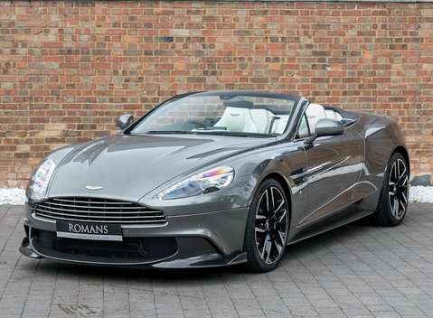 Aston Martin Vanquish S Volante 6