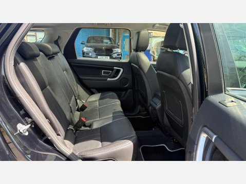 Land Rover Discovery Sport 2.0 Discovery Sport HSE TD4 Auto 4WD 5dr 8