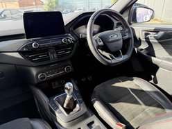 Ford Kuga 1.5 EcoBlue ST-Line X SUV 5dr Diesel Manual Euro 6 (s/s) (120 ps) 31
