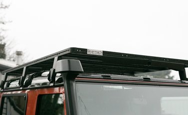 Land Rover Defender 90 Adventure 26