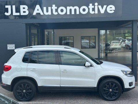 Volkswagen Tiguan 2.0 Tiguan Match TDI BlueMotion Technology 4Motion 4WD 5dr 7