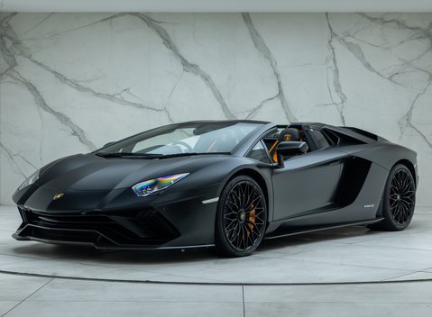 Lamborghini Aventador S LP 740-4 ROADSTER 1