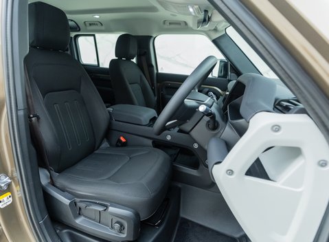 Land Rover Defender 110 D200 27