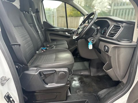 Ford Transit Custom 300 LIMITED P/V ECOBLUE 12