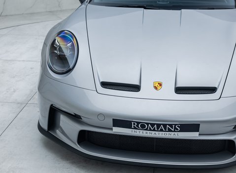 Porsche 911 GT3 Touring (992) 23