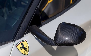 Ferrari LaFerrari Aperta 29