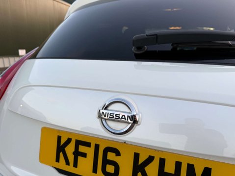 Nissan Juke 1.6 Juke N-Connecta CVT 5dr 26