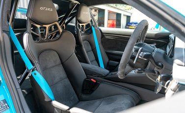 Porsche 911 GT3 RS (991.2) 12