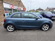 Audi A1 TFSI SPORT 8