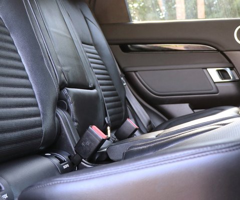 Land Rover Discovery 5