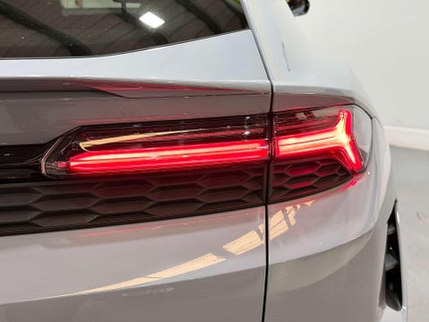 Lamborghini Urus 4.0 V8 BiTurbo 25.9kWh SE SUV 5dr Petrol Plug-in Hybrid Auto 4WD Euro 6 (80 50