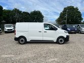 Peugeot Expert MWB L2H1 Professional 2700 Air Con Sensors Tow Bar EURO 6 NO VAT 5