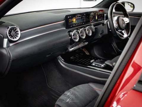 Mercedes-Benz A Class 1.3 A 180 AMG Line Premium Auto 5dr 34