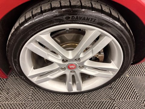 Jaguar XE 2.0i R-Sport Auto Euro 6 (s/s) 4dr 40