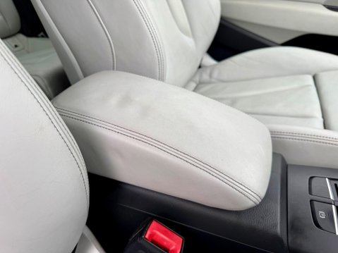 Audi S3 2.0 TFSI S Tronic quattro Euro 6 (s/s) 3dr (Nav) 48