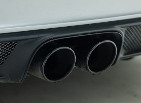 Porsche 911 GT3 Touring (991.2) 32