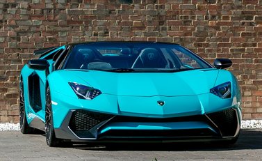 Lamborghini Aventador SV LP750-4 Roadster 1