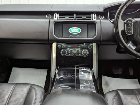 Land Rover Range Rover 3.0 Range Rover Vogue TDV6 Auto 4WD 5dr 80