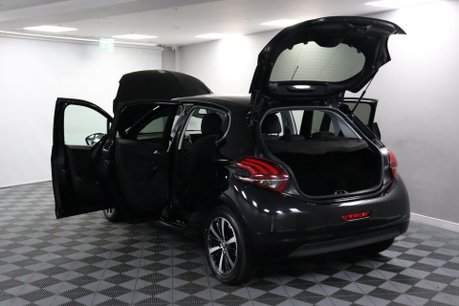 Peugeot 208 S/S TECH EDITION 21