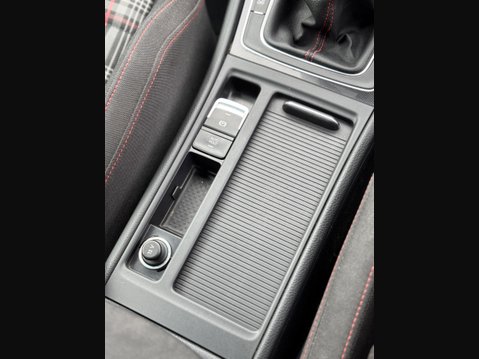 Volkswagen Golf 2.0 TSI BlueMotion Tech GTI Launch Euro 6 (s/s) 3dr 30