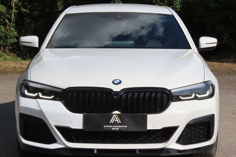 BMW 5 Series 3.0 530d MHT M Sport Saloon 4dr Diesel Hybrid Steptronic xDrive Euro 6 (s/s 2