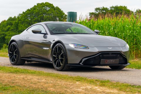 Aston Martin Vantage V8 2
