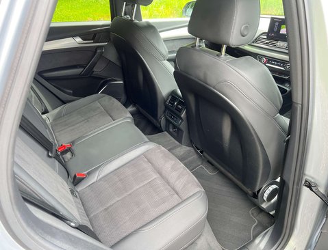 Audi Q5 2.0 Q5 S Line 40 TDI MHEV Quattro Semi-Auto 4WD 5dr 42