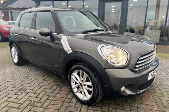 Mini Countryman COOPER D ALL4 HUGE SPEC 5