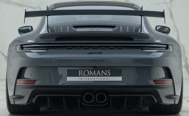 Porsche 911 GT3 (992) 8