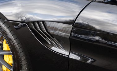 Aston Martin V8 Vantage 26