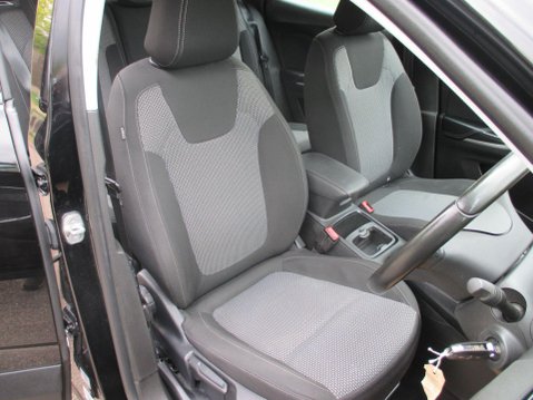 Vauxhall Grandland X 1.2 Turbo SE Euro 6 (s/s) 5dr 23