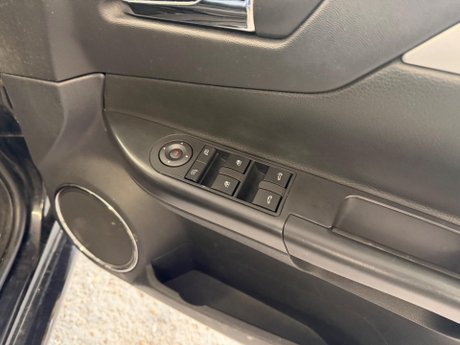 Vauxhall Tigra 1.8i 16v Exclusiv 2dr (a/c) 22